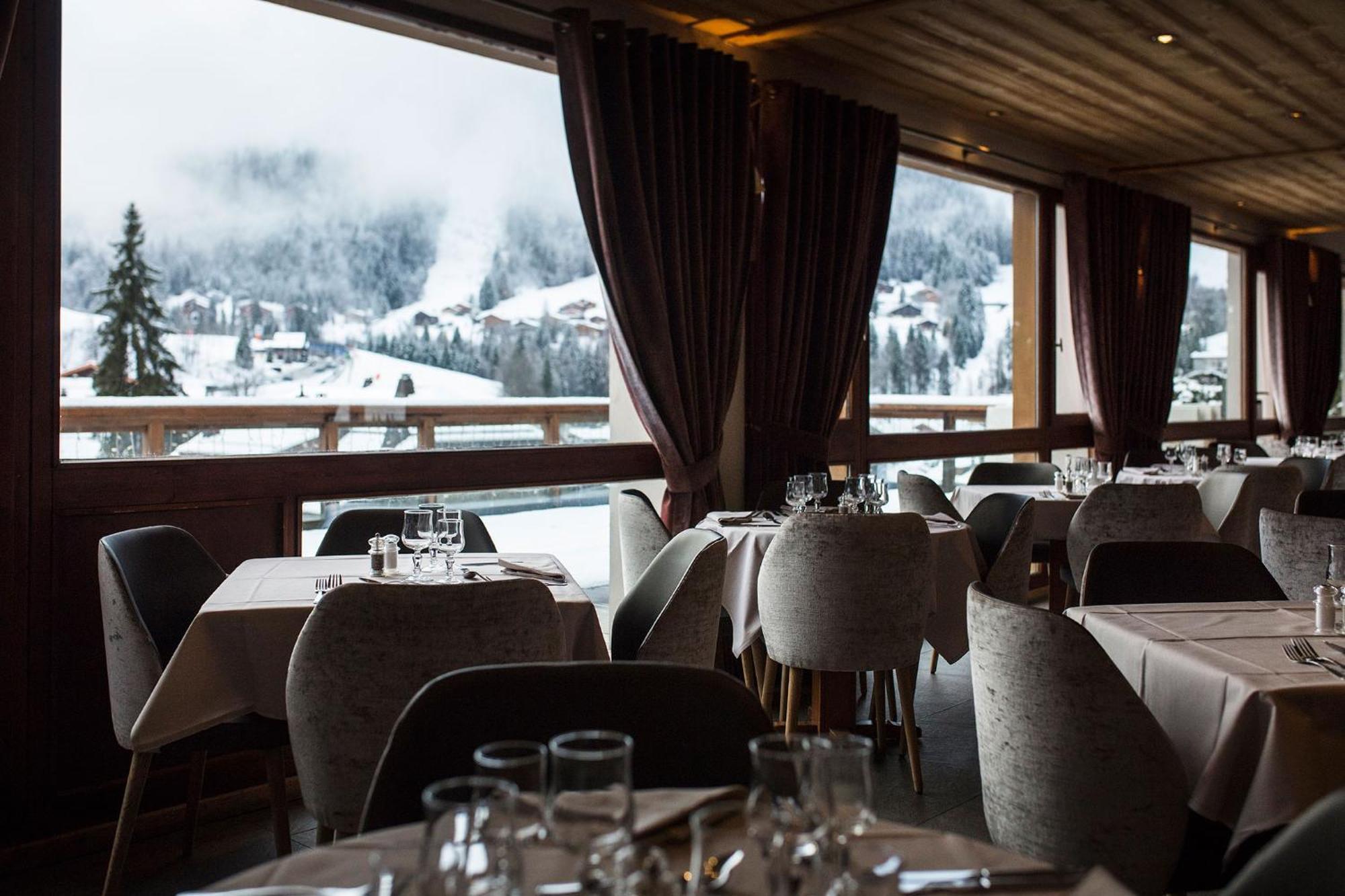 Hotel Alpen Roc La Clusaz Kültér fotó