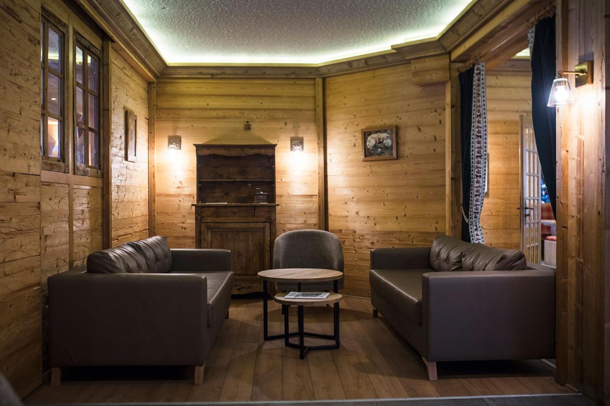 Hotel Alpen Roc La Clusaz Kültér fotó